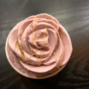 Meet your Posher, Monica